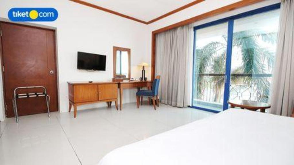 Makassar Golden Hotel Macáçar Exterior foto